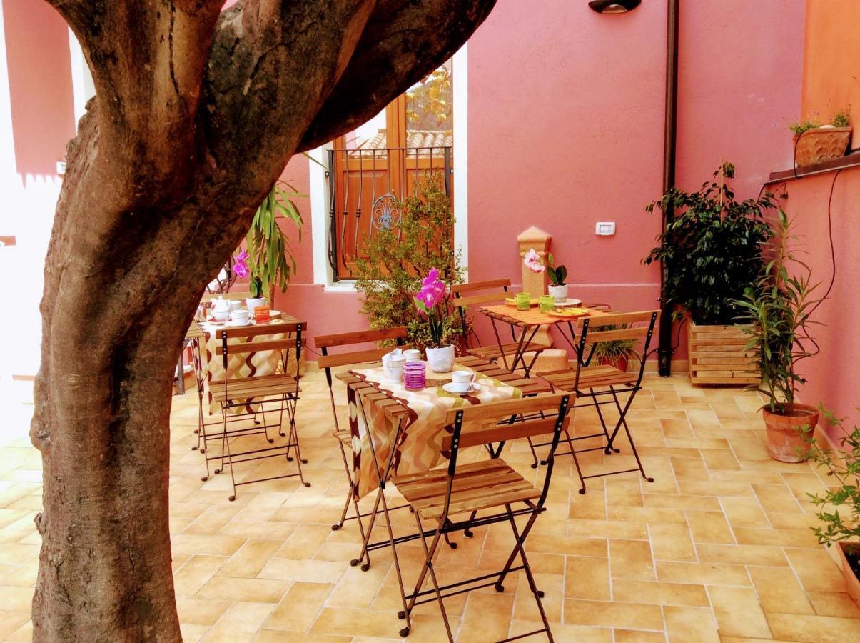 La Perla del Sud Bed & Breakfast Teulada Bagian luar foto